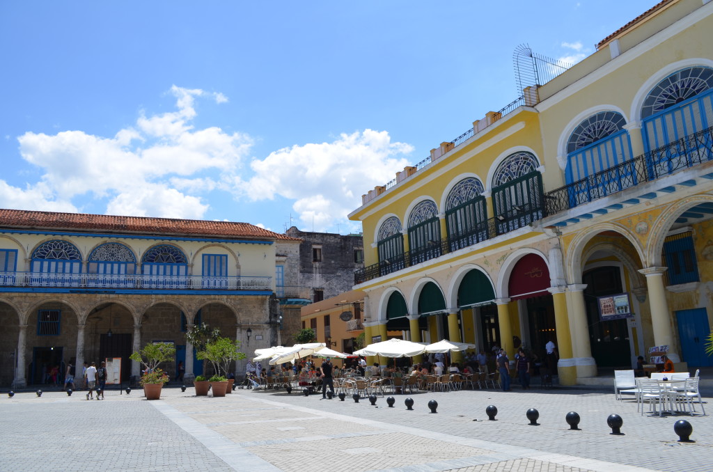 Plaza Vieja www.afriendafar.com #cuba #havana