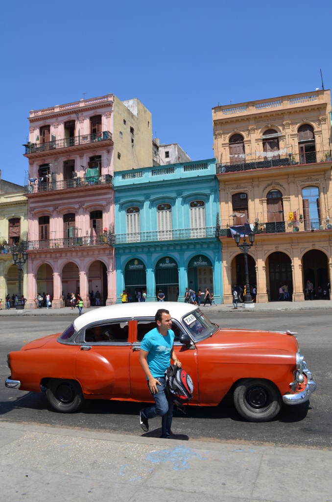 Paseo de Martí www.afriendafar.com #cuba #havana