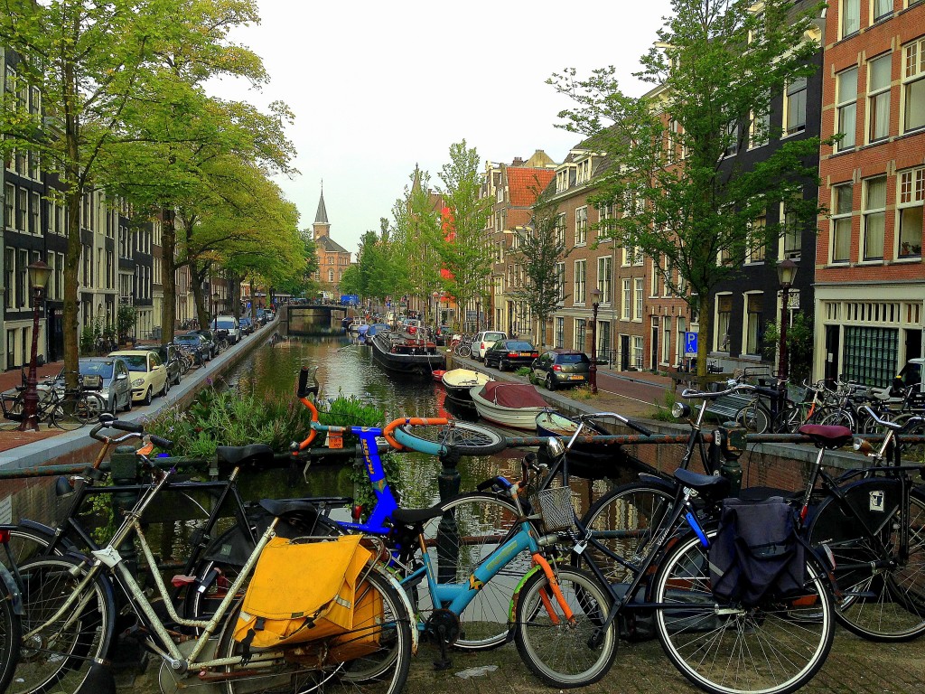 Amsterdam- www.afriendafar.com #amsterdam #thenetherlands