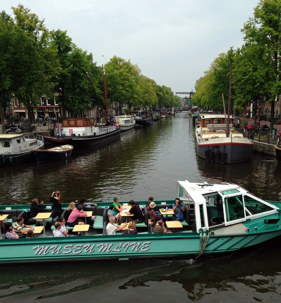 Amsterdam- www.afriendafar.com #amsterdam #thenetherlands