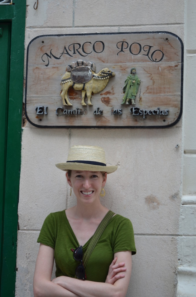 Cuban Fedora- Cuban Shopping Finds- www.afriendafar.com #cuba #shopping