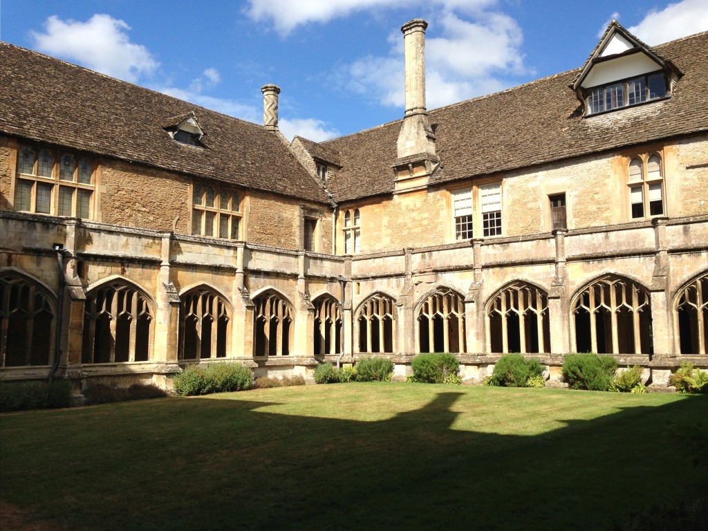 Lacock Abbey- www.afriendafar.com #england #lacockabbey #harrypotter