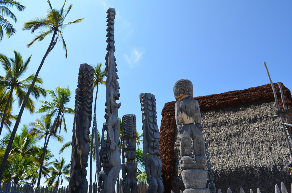 A Quick Guide to National Historic Parks- Puʻuhonua o Hōnaunau- www.afriendafar.com #hawaii #nationalhistoricpark