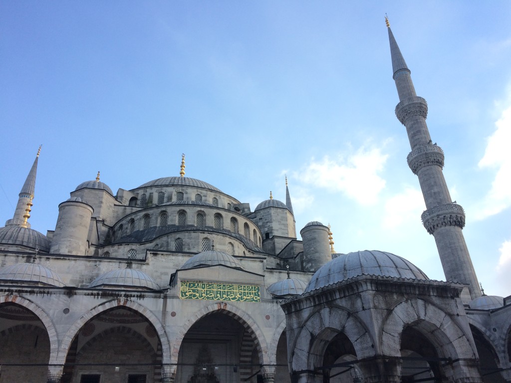 Blue Mosque- The Top 5 Sights of Istanbul- www.afriendafar.com #istanbul #bluemosque