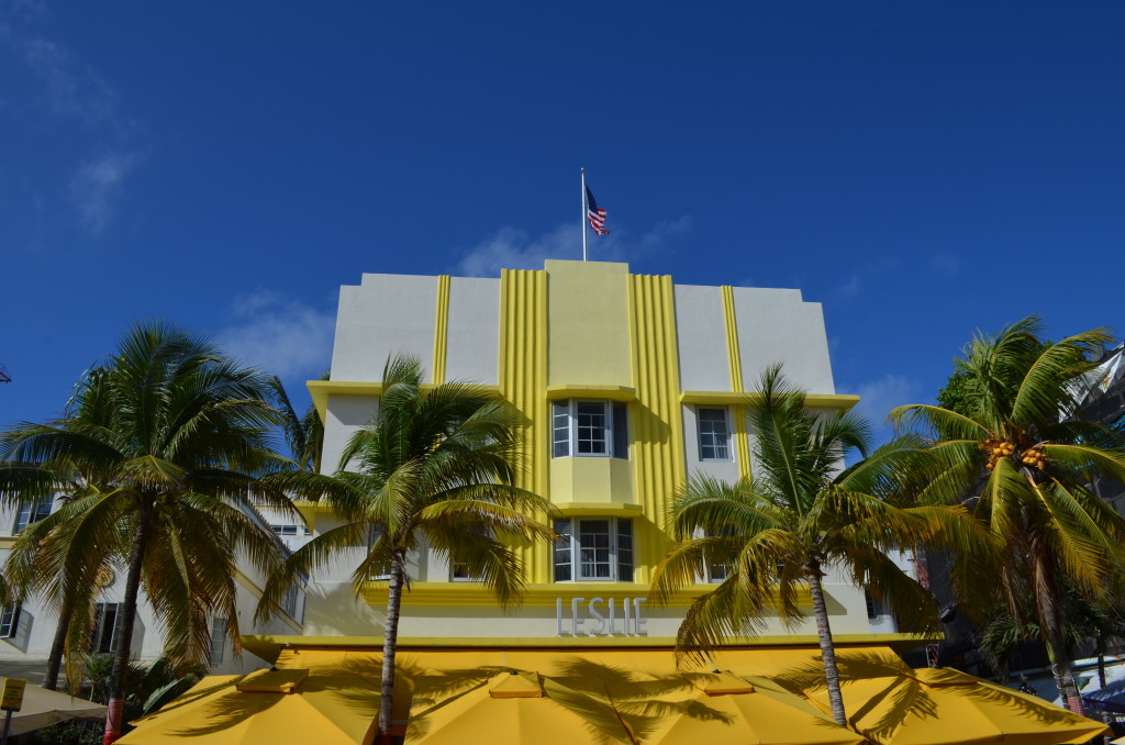 Art Deco- Miami- www.afriendafar.com #miami #artdeco