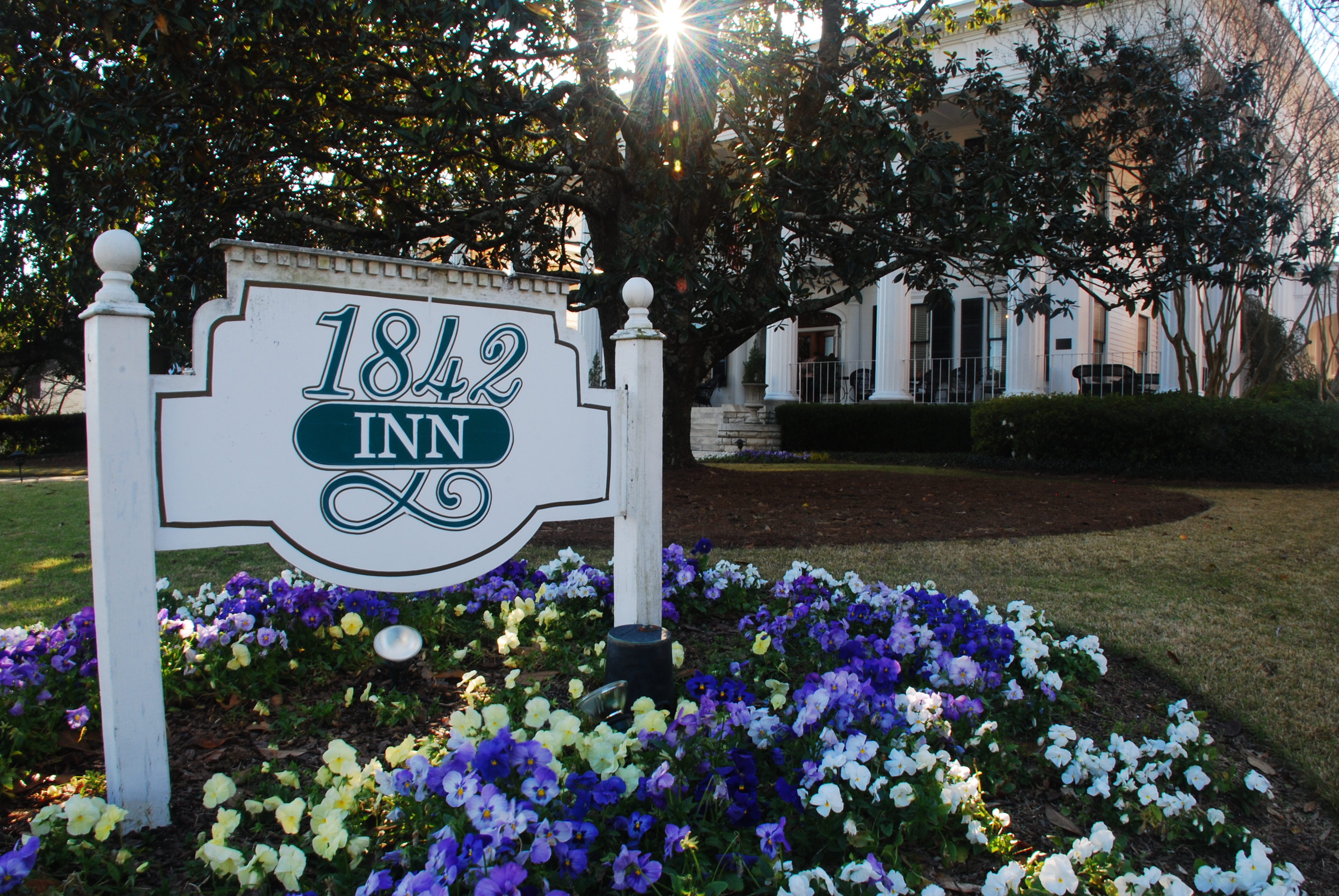 1842 Inn - A Macon Bed & Breakfast