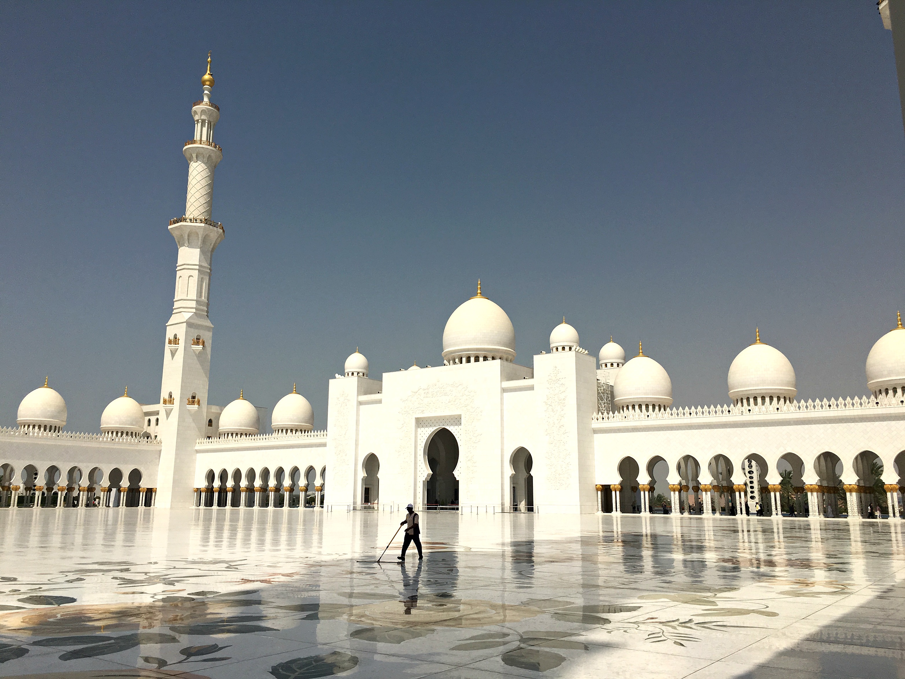 Sheikh Zayed Grand Mosque - Abu Dhabi, United Arab Emirates