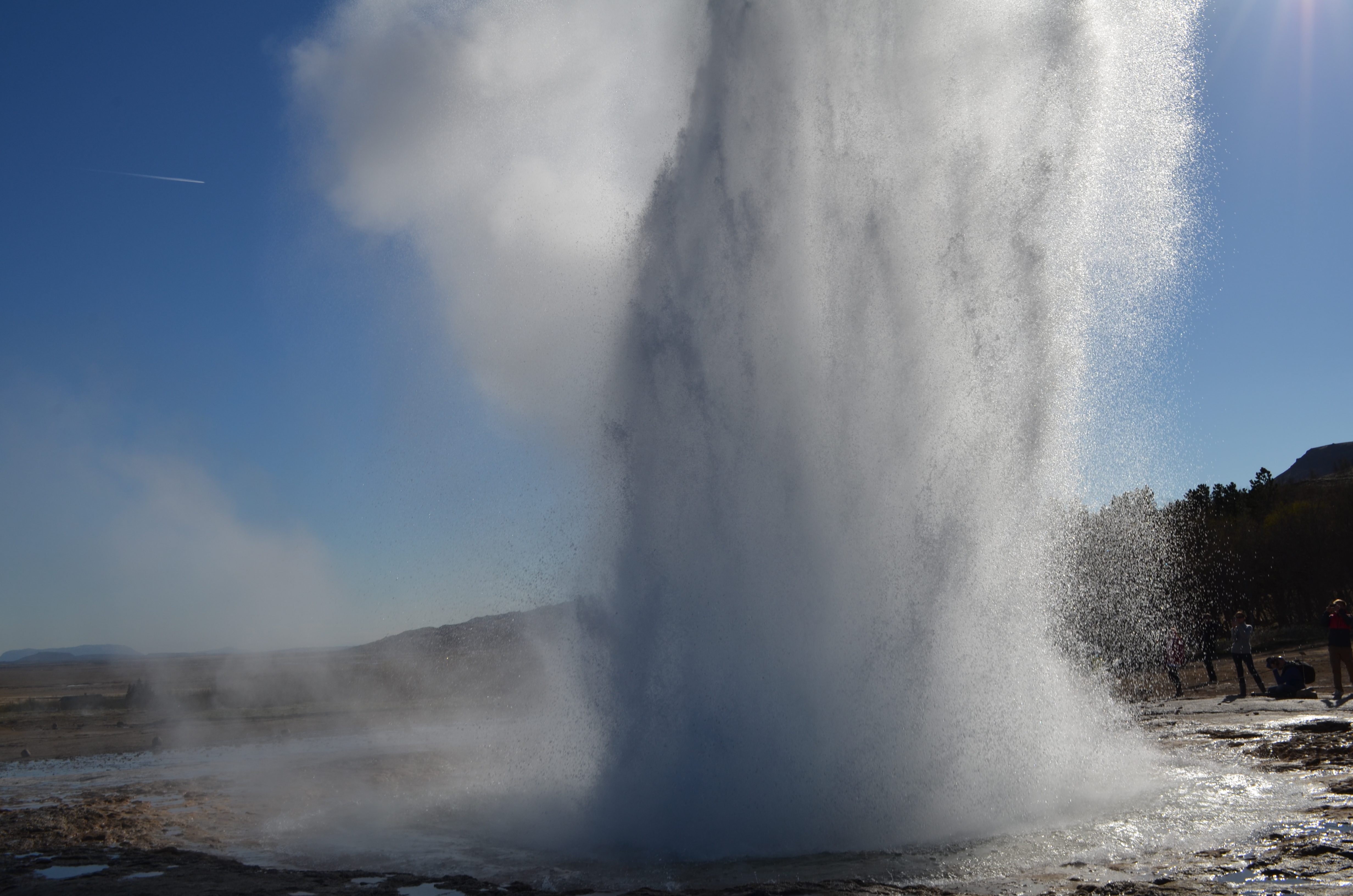 Geysir on the Golden Circle- www.afriendafar.com #iceland #goldencircle #geysir