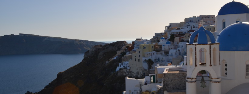 Santorini is a Dream-Favorite Spot in Oia- www.afriendafar.com #greece #santorini #oia