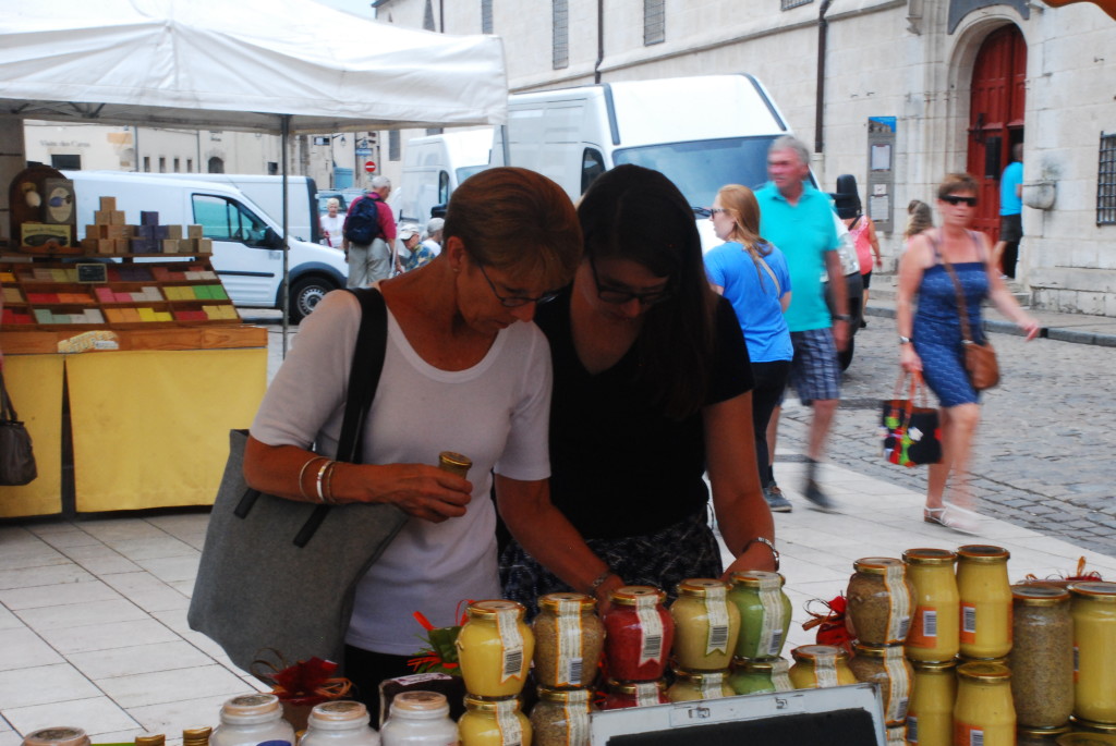 5 Reasons to Fallc in Love with Beaune in Burgundy, France - www.AFriendAfar.com